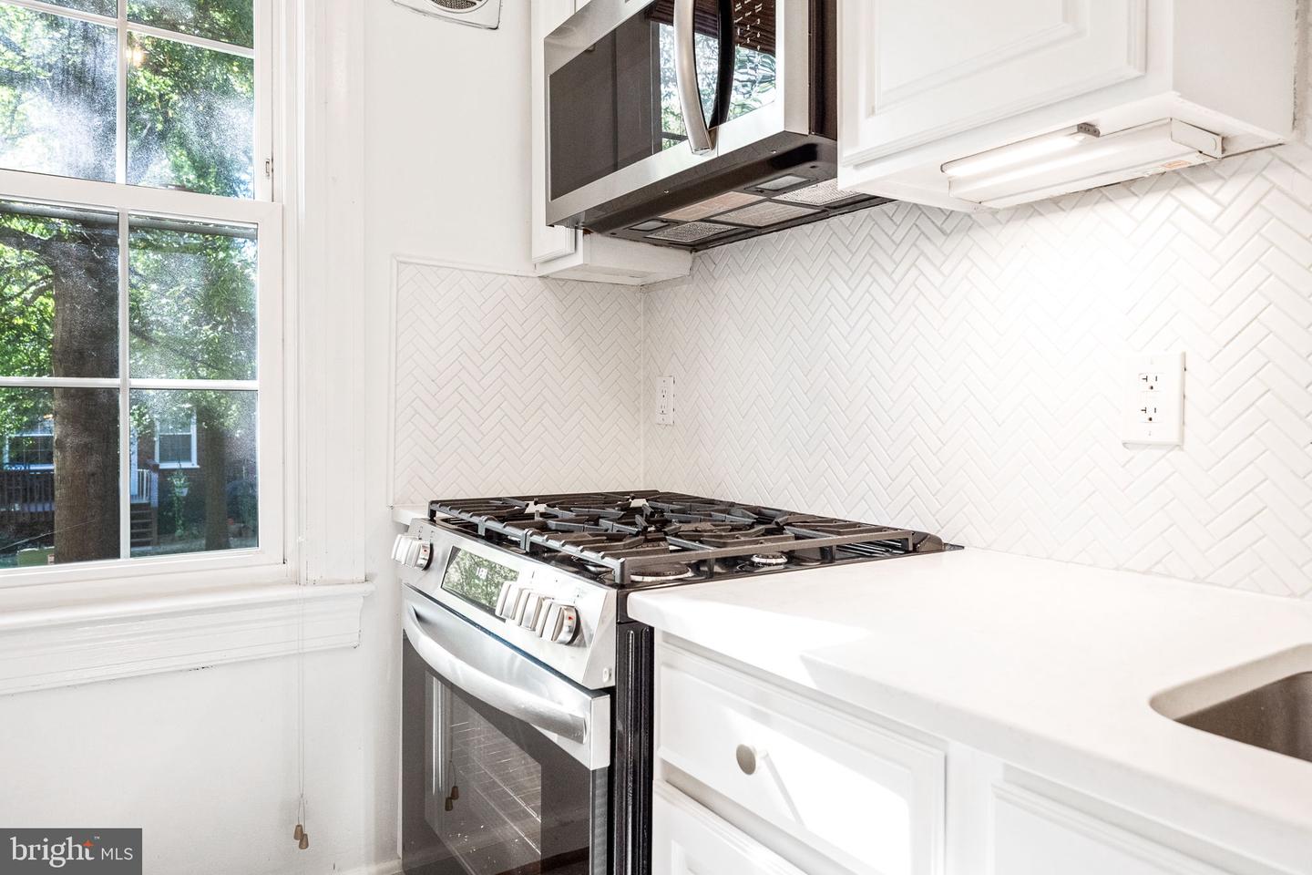 1401 S EDGEWOOD ST #485, ARLINGTON, Virginia 22204, 2 Bedrooms Bedrooms, ,1 BathroomBathrooms,Residential,For sale,1401 S EDGEWOOD ST #485,VAAR2064656 MLS # VAAR2064656