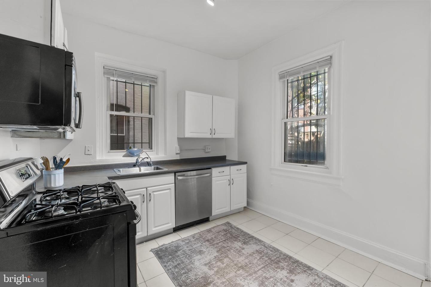 43 T ST NW, WASHINGTON, District Of Columbia 20001, 4 Bedrooms Bedrooms, ,3 BathroomsBathrooms,Residential,For sale,43 T ST NW,DCDC2225986 MLS # DCDC2225986