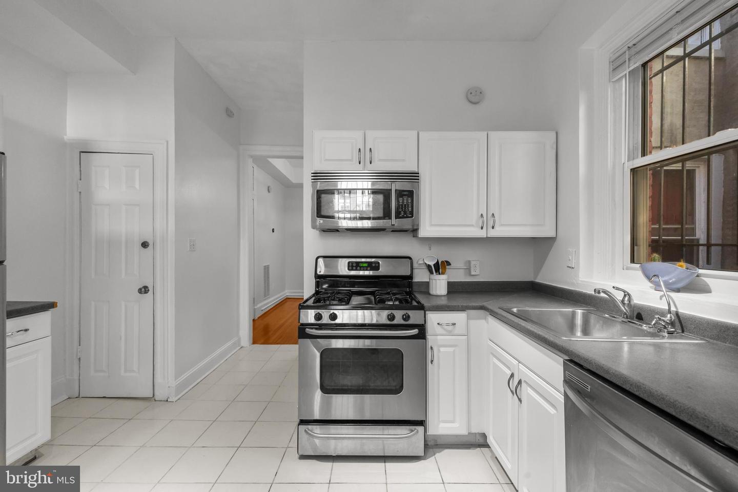 43 T ST NW, WASHINGTON, District Of Columbia 20001, 4 Bedrooms Bedrooms, ,3 BathroomsBathrooms,Residential,For sale,43 T ST NW,DCDC2225986 MLS # DCDC2225986