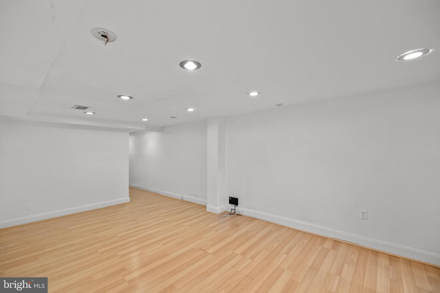 43 T ST NW, WASHINGTON, District Of Columbia 20001, 4 Bedrooms Bedrooms, ,3 BathroomsBathrooms,Residential,For sale,43 T ST NW,DCDC2225986 MLS # DCDC2225986