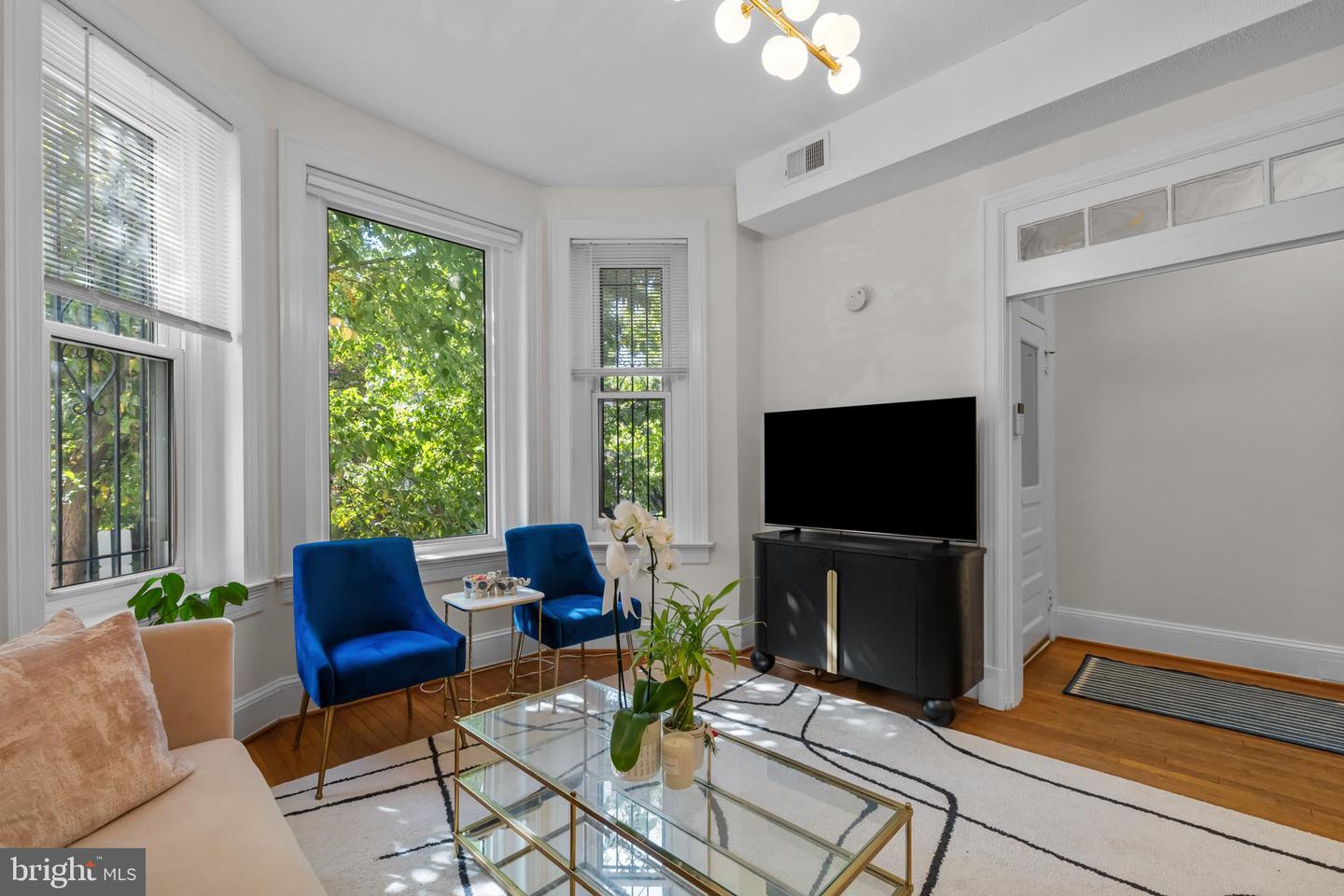 43 T ST NW, WASHINGTON, District Of Columbia 20001, 4 Bedrooms Bedrooms, ,3 BathroomsBathrooms,Residential,For sale,43 T ST NW,DCDC2225986 MLS # DCDC2225986