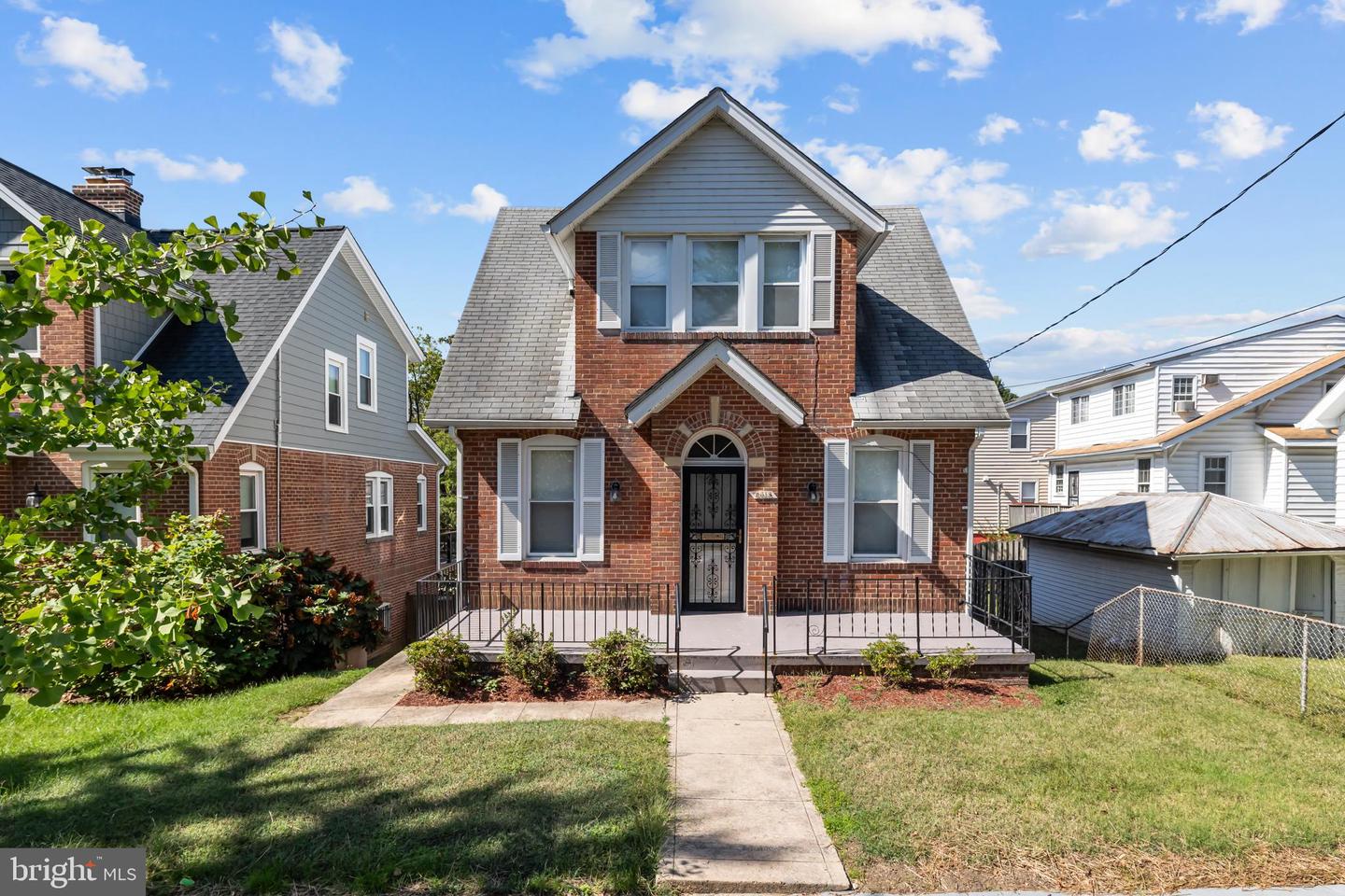 6018 2ND ST NW, WASHINGTON, District Of Columbia 20011, 3 Bedrooms Bedrooms, ,1 BathroomBathrooms,Residential,For sale,6018 2ND ST NW,DCDC2225990 MLS # DCDC2225990