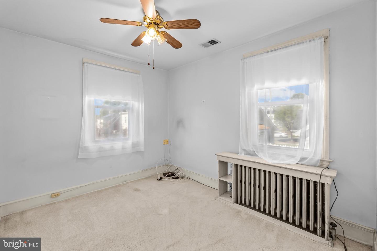 6018 2ND ST NW, WASHINGTON, District Of Columbia 20011, 3 Bedrooms Bedrooms, ,1 BathroomBathrooms,Residential,For sale,6018 2ND ST NW,DCDC2225990 MLS # DCDC2225990