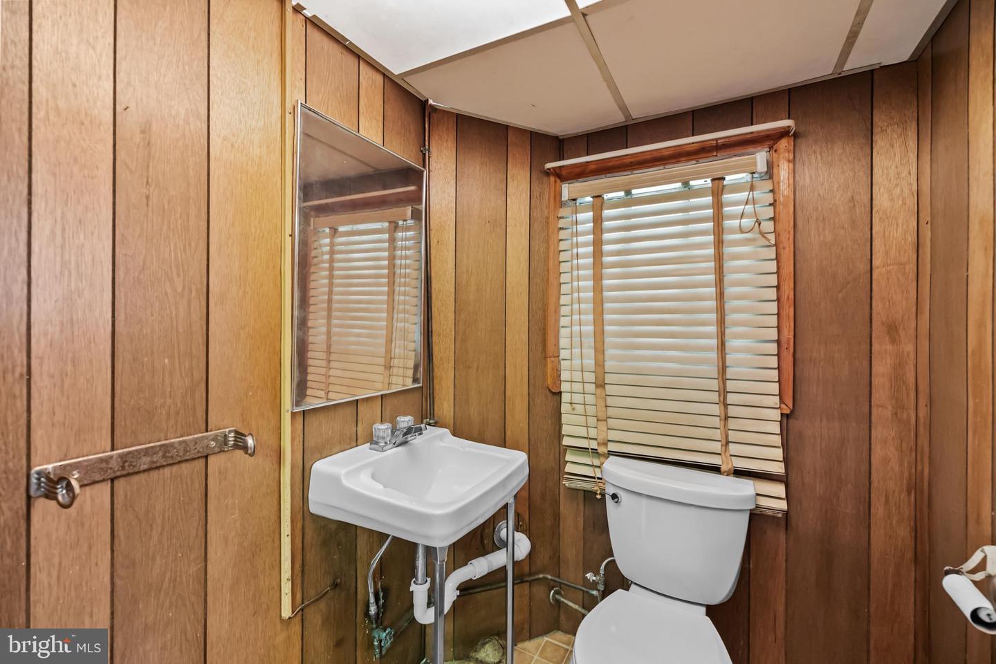 6018 2ND ST NW, WASHINGTON, District Of Columbia 20011, 3 Bedrooms Bedrooms, ,1 BathroomBathrooms,Residential,For sale,6018 2ND ST NW,DCDC2225990 MLS # DCDC2225990