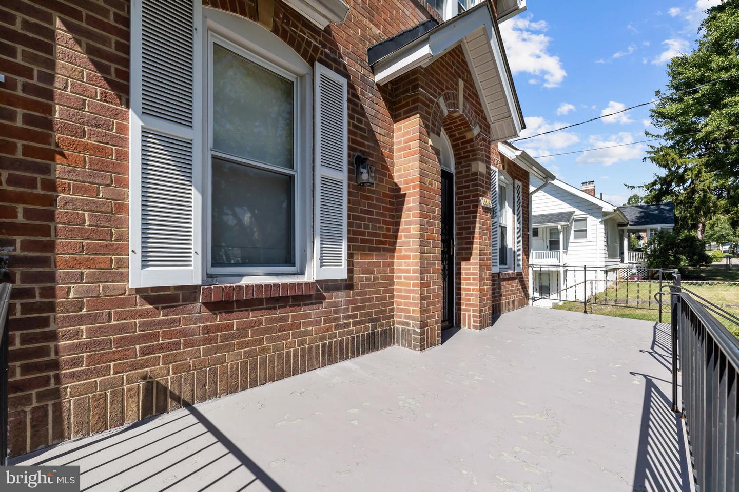 6018 2ND ST NW, WASHINGTON, District Of Columbia 20011, 3 Bedrooms Bedrooms, ,1 BathroomBathrooms,Residential,For sale,6018 2ND ST NW,DCDC2225990 MLS # DCDC2225990