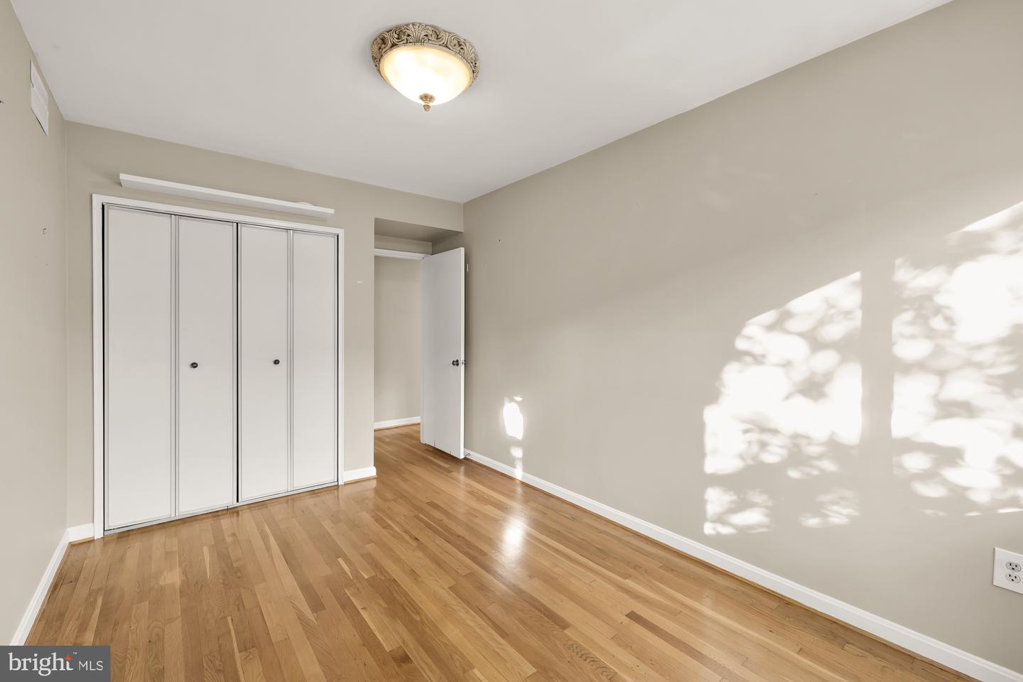 3825 DAVIS PL NW #202, WASHINGTON, District Of Columbia 20007, 2 Bedrooms Bedrooms, ,1 BathroomBathrooms,Residential,For sale,3825 DAVIS PL NW #202,DCDC2226216 MLS # DCDC2226216