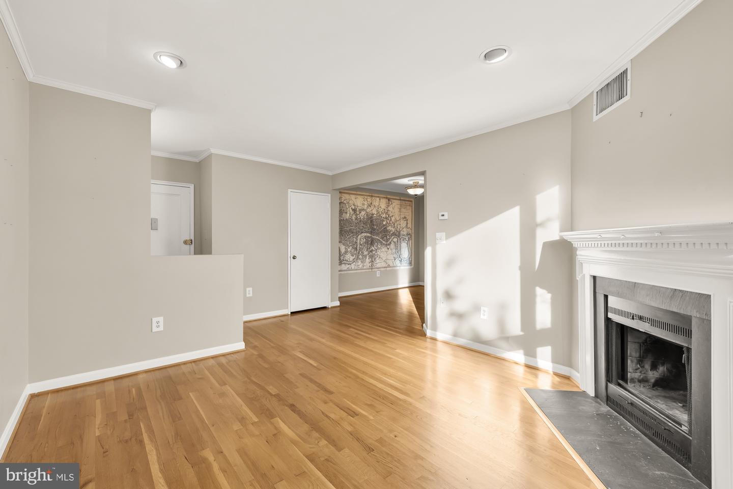 3825 DAVIS PL NW #202, WASHINGTON, District Of Columbia 20007, 2 Bedrooms Bedrooms, ,1 BathroomBathrooms,Residential,For sale,3825 DAVIS PL NW #202,DCDC2226216 MLS # DCDC2226216