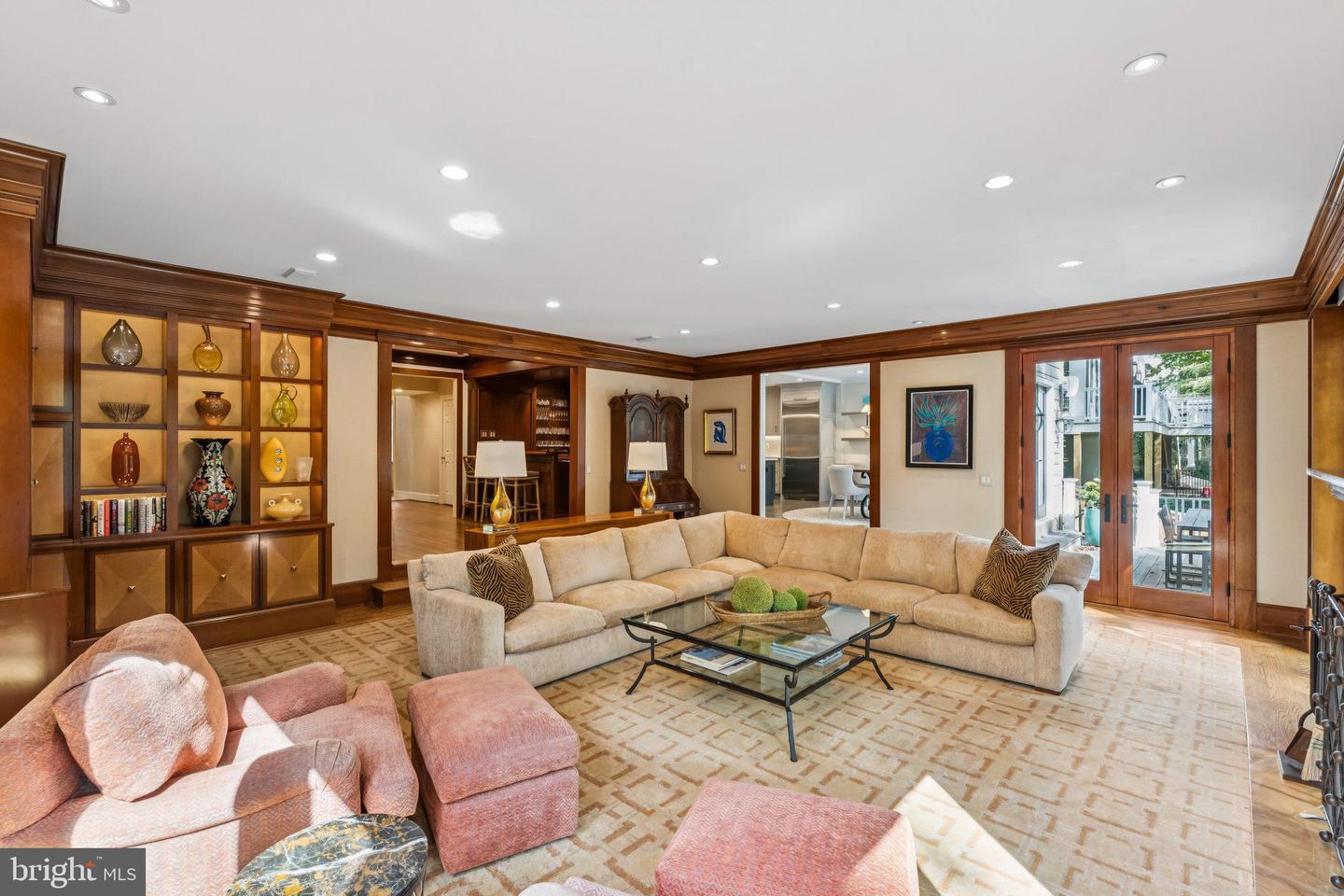 4956 QUEBEC ST NW, WASHINGTON, District Of Columbia 20016, 7 Bedrooms Bedrooms, ,5 BathroomsBathrooms,Residential,For sale,4956 QUEBEC ST NW,DCDC2226226 MLS # DCDC2226226