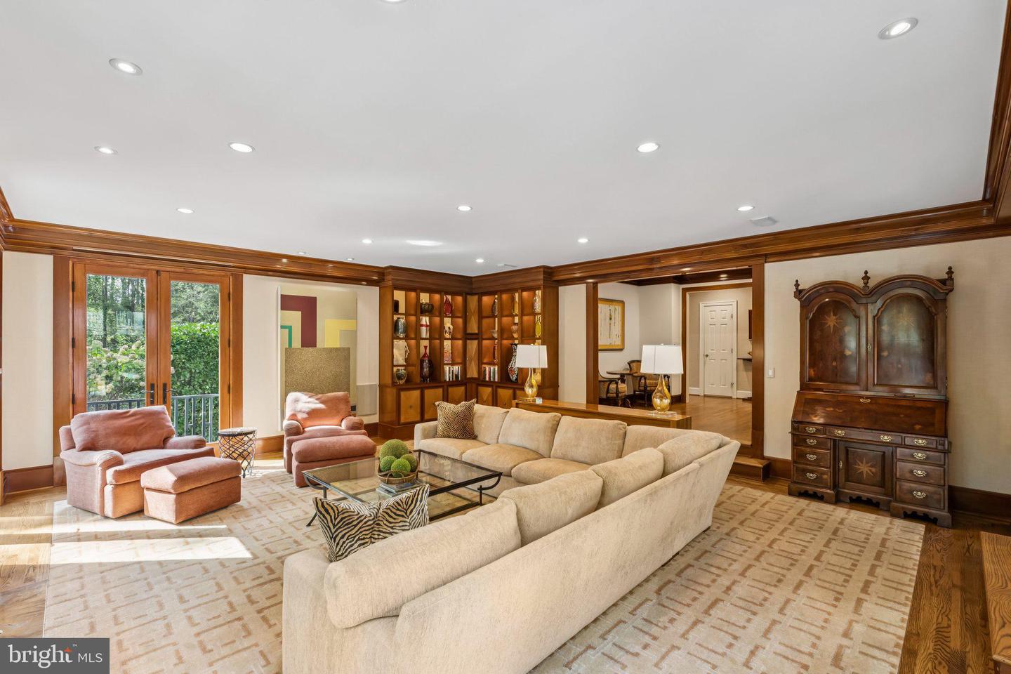 4956 QUEBEC ST NW, WASHINGTON, District Of Columbia 20016, 7 Bedrooms Bedrooms, ,5 BathroomsBathrooms,Residential,For sale,4956 QUEBEC ST NW,DCDC2226226 MLS # DCDC2226226