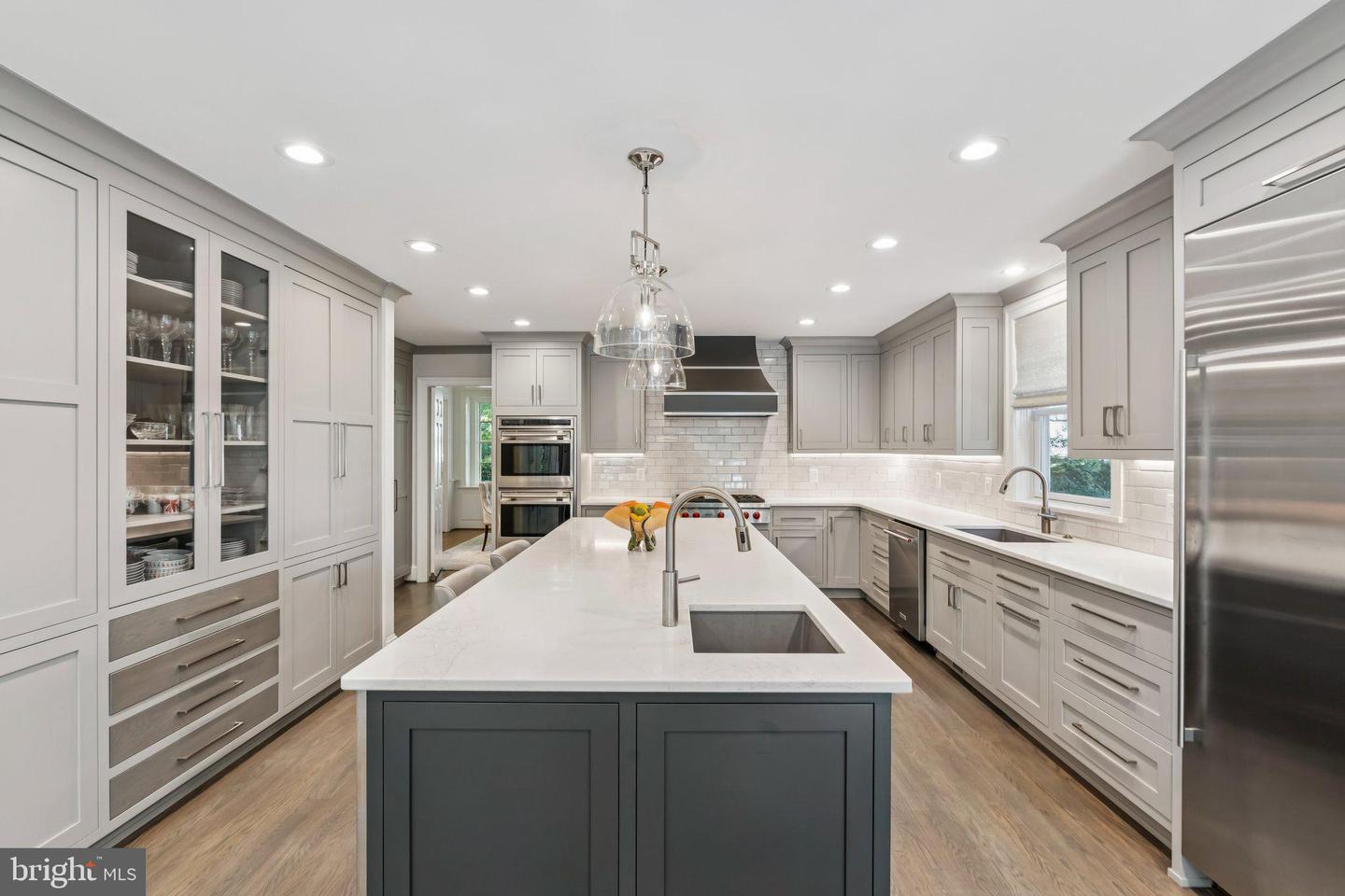 4956 QUEBEC ST NW, WASHINGTON, District Of Columbia 20016, 7 Bedrooms Bedrooms, ,5 BathroomsBathrooms,Residential,For sale,4956 QUEBEC ST NW,DCDC2226226 MLS # DCDC2226226