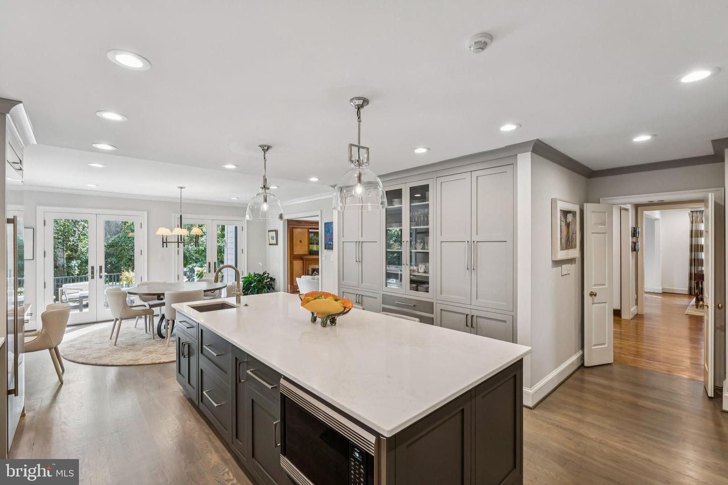 4956 QUEBEC ST NW, WASHINGTON, District Of Columbia 20016, 7 Bedrooms Bedrooms, ,5 BathroomsBathrooms,Residential,For sale,4956 QUEBEC ST NW,DCDC2226226 MLS # DCDC2226226