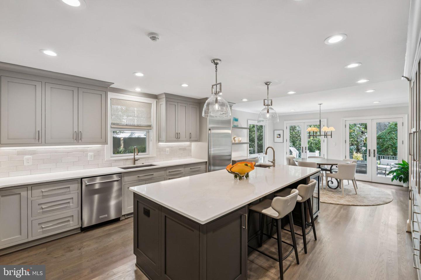 4956 QUEBEC ST NW, WASHINGTON, District Of Columbia 20016, 7 Bedrooms Bedrooms, ,5 BathroomsBathrooms,Residential,For sale,4956 QUEBEC ST NW,DCDC2226226 MLS # DCDC2226226
