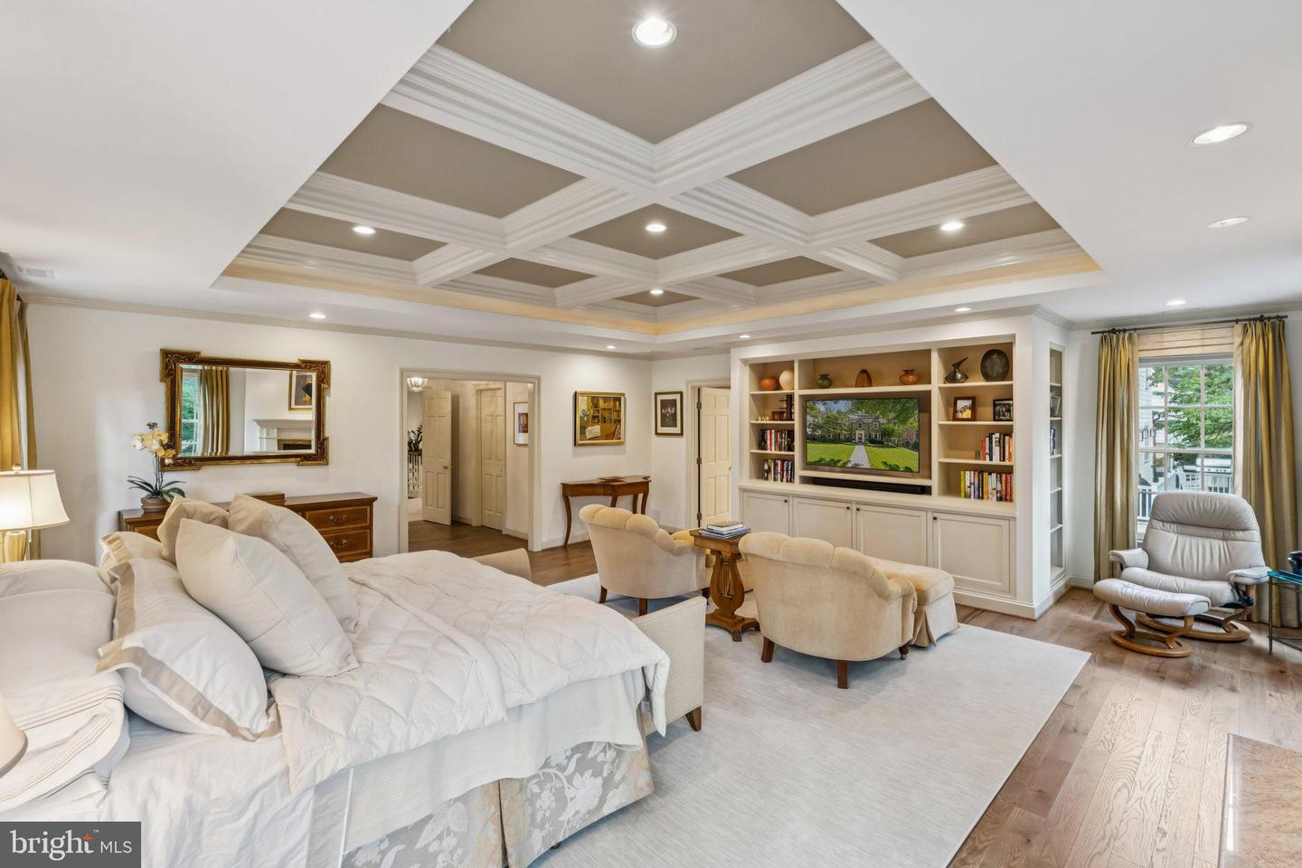 4956 QUEBEC ST NW, WASHINGTON, District Of Columbia 20016, 7 Bedrooms Bedrooms, ,5 BathroomsBathrooms,Residential,For sale,4956 QUEBEC ST NW,DCDC2226226 MLS # DCDC2226226