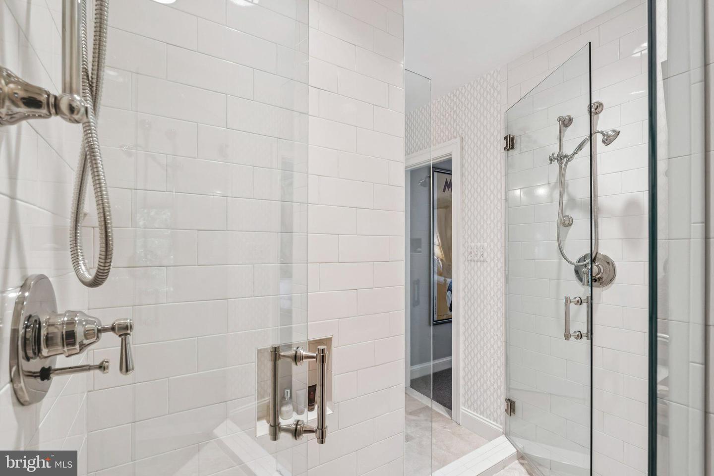 4956 QUEBEC ST NW, WASHINGTON, District Of Columbia 20016, 7 Bedrooms Bedrooms, ,5 BathroomsBathrooms,Residential,For sale,4956 QUEBEC ST NW,DCDC2226226 MLS # DCDC2226226