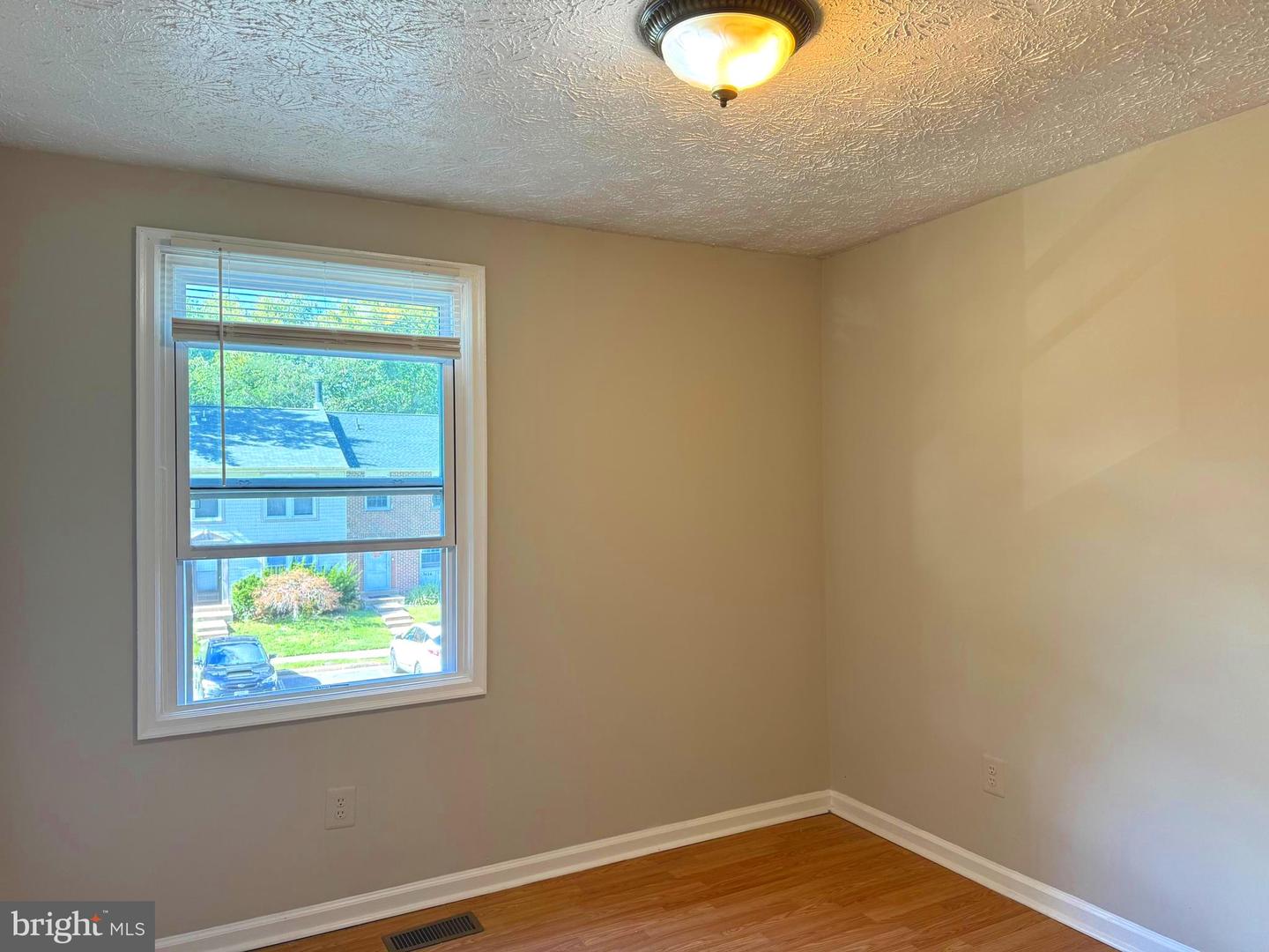 3615 WHARF LN, TRIANGLE, Virginia 22172, 3 Bedrooms Bedrooms, ,2 BathroomsBathrooms,Residential,For sale,3615 WHARF LN,VAPW2105630 MLS # VAPW2105630