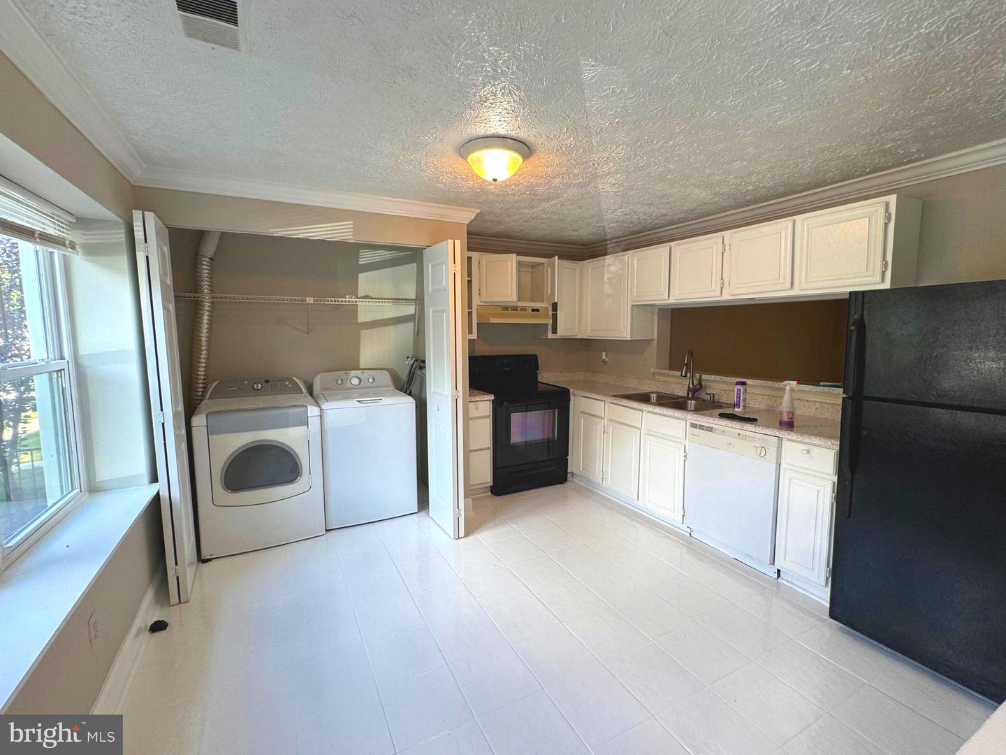 3615 WHARF LN, TRIANGLE, Virginia 22172, 3 Bedrooms Bedrooms, ,2 BathroomsBathrooms,Residential,For sale,3615 WHARF LN,VAPW2105630 MLS # VAPW2105630