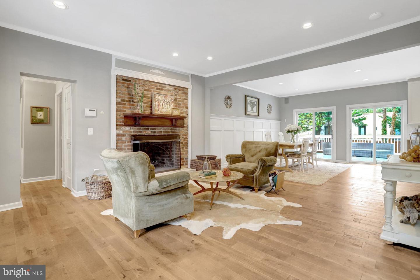 4106 FERRY LANDING RD, ALEXANDRIA, Virginia 22309, 6 Bedrooms Bedrooms, ,4 BathroomsBathrooms,Residential,For sale,4106 FERRY LANDING RD,VAFX2273468 MLS # VAFX2273468