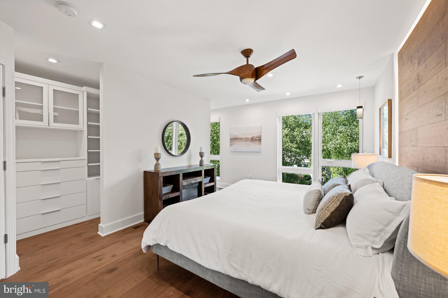 3728 R ST NW, WASHINGTON, District Of Columbia 20007, 4 Bedrooms Bedrooms, ,4 BathroomsBathrooms,Residential,For sale,3728 R ST NW,DCDC2226430 MLS # DCDC2226430