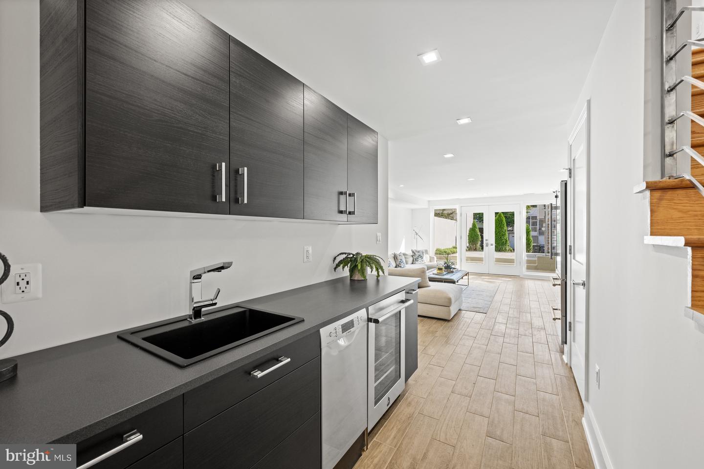 3728 R ST NW, WASHINGTON, District Of Columbia 20007, 4 Bedrooms Bedrooms, ,4 BathroomsBathrooms,Residential,For sale,3728 R ST NW,DCDC2226430 MLS # DCDC2226430
