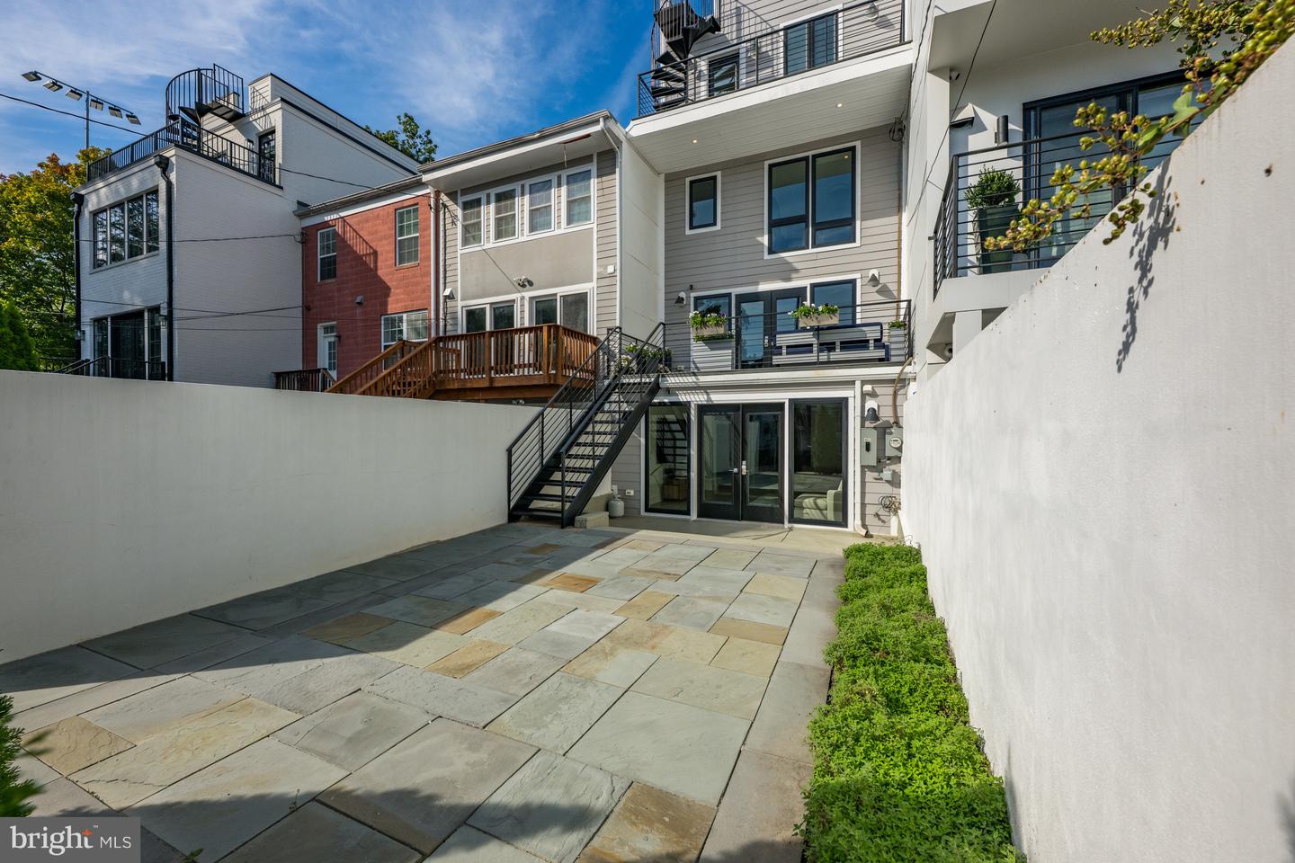 3728 R ST NW, WASHINGTON, District Of Columbia 20007, 4 Bedrooms Bedrooms, ,4 BathroomsBathrooms,Residential,For sale,3728 R ST NW,DCDC2226430 MLS # DCDC2226430