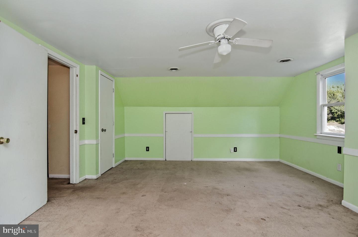 160 ROUZIE DR, TAPPAHANNOCK, Virginia 22560, 3 Bedrooms Bedrooms, 6 Rooms Rooms,2 BathroomsBathrooms,Residential,For sale,160 ROUZIE DR,VAES2002048 MLS # VAES2002048