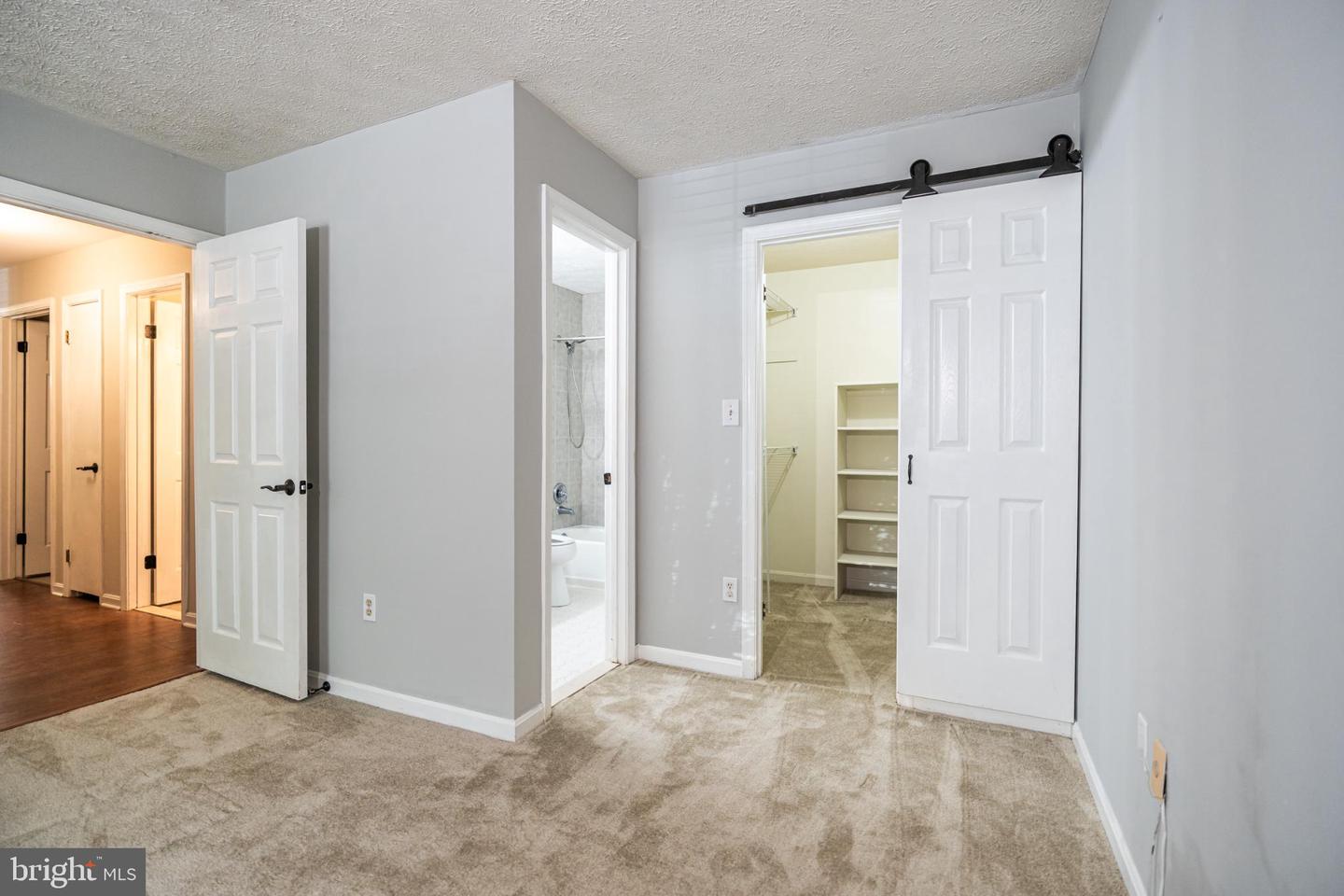 7778 WILLOW POINT DR #7778, FALLS CHURCH, Virginia 22042, 2 Bedrooms Bedrooms, 5 Rooms Rooms,2 BathroomsBathrooms,Residential,For sale,7778 WILLOW POINT DR #7778,VAFX2273780 MLS # VAFX2273780