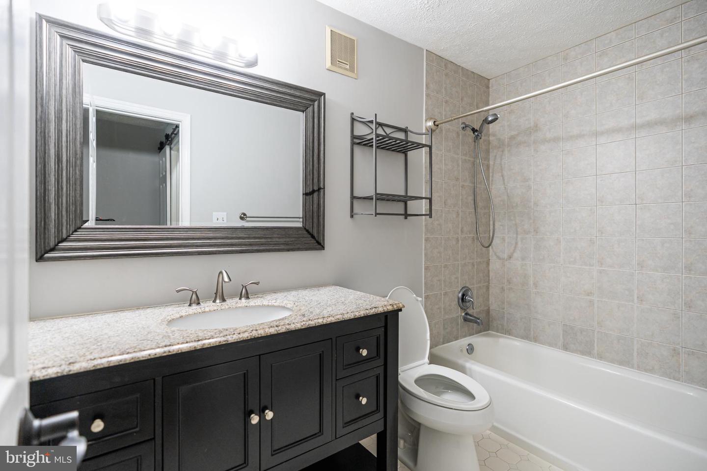 7778 WILLOW POINT DR #7778, FALLS CHURCH, Virginia 22042, 2 Bedrooms Bedrooms, 5 Rooms Rooms,2 BathroomsBathrooms,Residential,For sale,7778 WILLOW POINT DR #7778,VAFX2273780 MLS # VAFX2273780