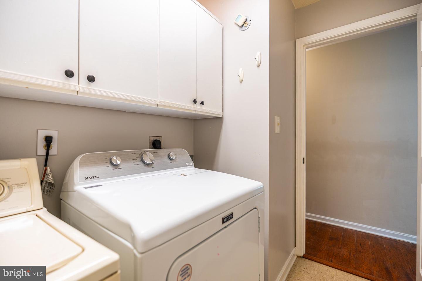 7778 WILLOW POINT DR #7778, FALLS CHURCH, Virginia 22042, 2 Bedrooms Bedrooms, 5 Rooms Rooms,2 BathroomsBathrooms,Residential,For sale,7778 WILLOW POINT DR #7778,VAFX2273780 MLS # VAFX2273780