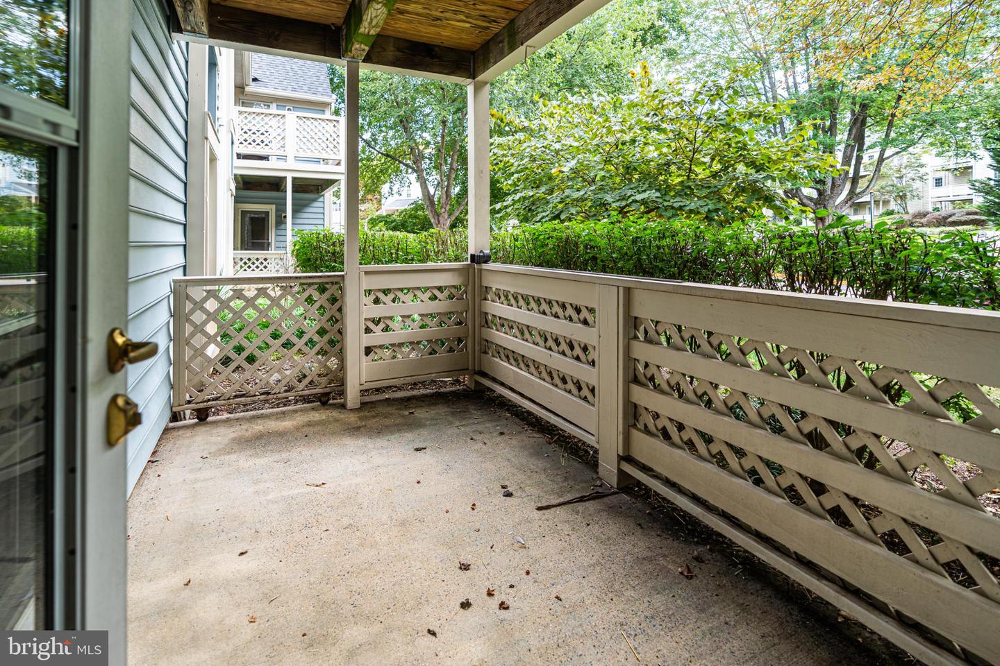 7778 WILLOW POINT DR #7778, FALLS CHURCH, Virginia 22042, 2 Bedrooms Bedrooms, 5 Rooms Rooms,2 BathroomsBathrooms,Residential,For sale,7778 WILLOW POINT DR #7778,VAFX2273780 MLS # VAFX2273780