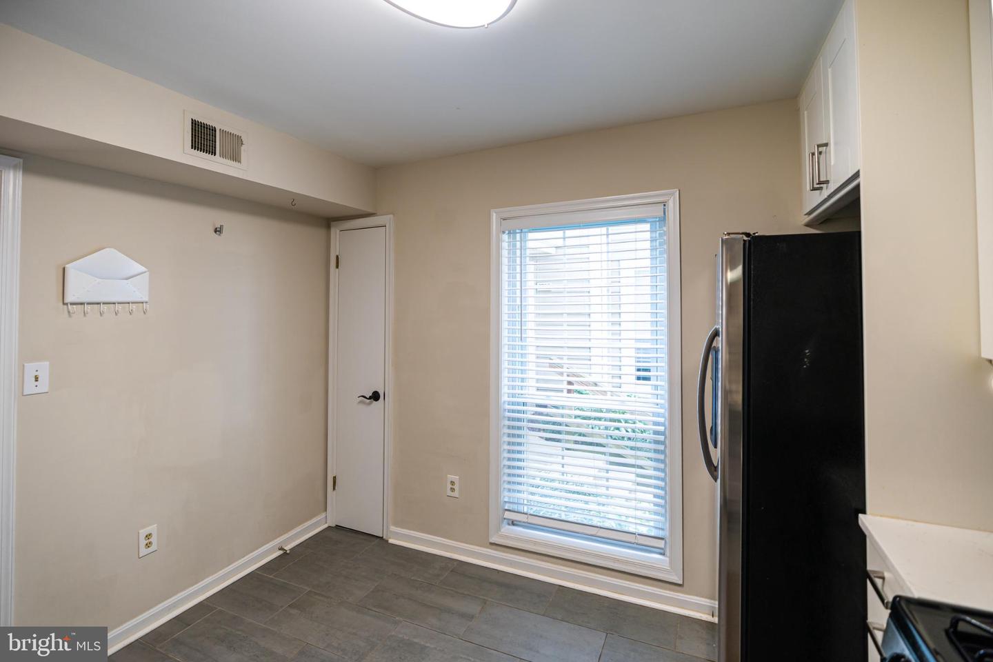 7778 WILLOW POINT DR #7778, FALLS CHURCH, Virginia 22042, 2 Bedrooms Bedrooms, 5 Rooms Rooms,2 BathroomsBathrooms,Residential,For sale,7778 WILLOW POINT DR #7778,VAFX2273780 MLS # VAFX2273780
