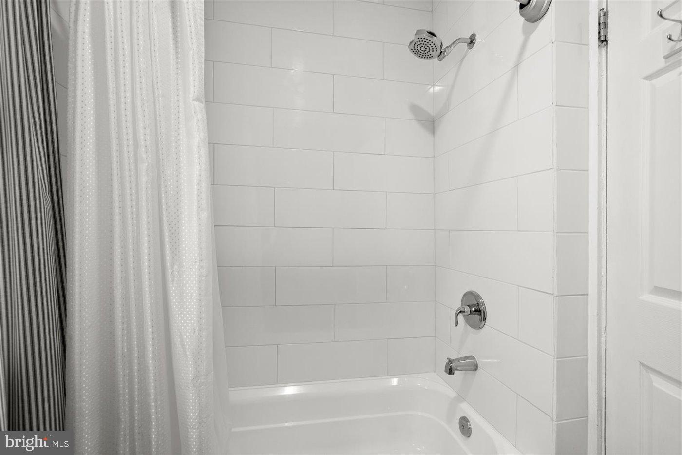 321 BELLEVIEW AVE, ORANGE, Virginia 22960, 2 Bedrooms Bedrooms, ,1 BathroomBathrooms,Residential,For sale,321 BELLEVIEW AVE,VAOR2012518 MLS # VAOR2012518
