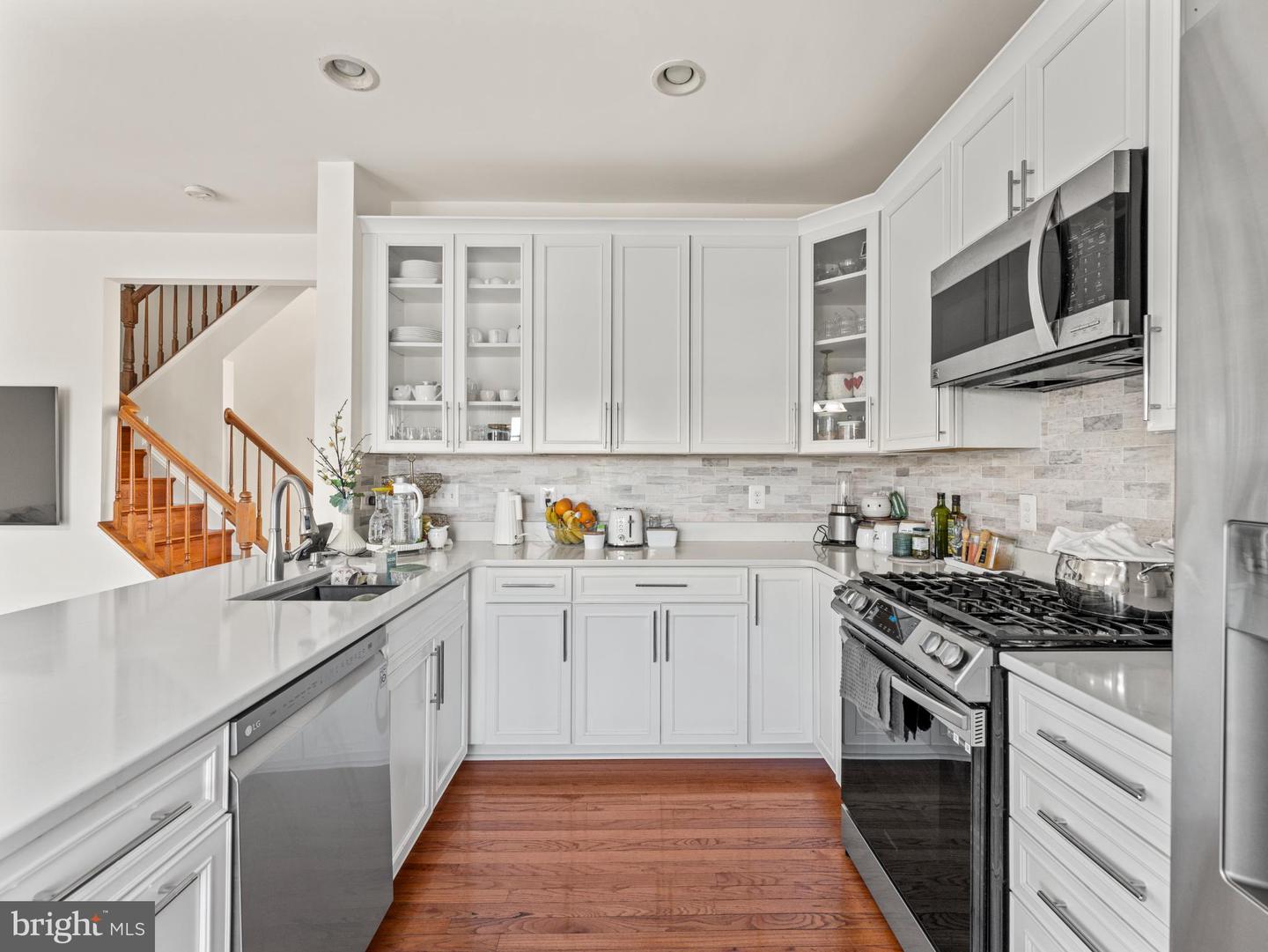 21755 LADYSLIPPER SQ, ASHBURN, Virginia 20147, 3 Bedrooms Bedrooms, 7 Rooms Rooms,3 BathroomsBathrooms,Residential,For sale,21755 LADYSLIPPER SQ,VALO2108616 MLS # VALO2108616