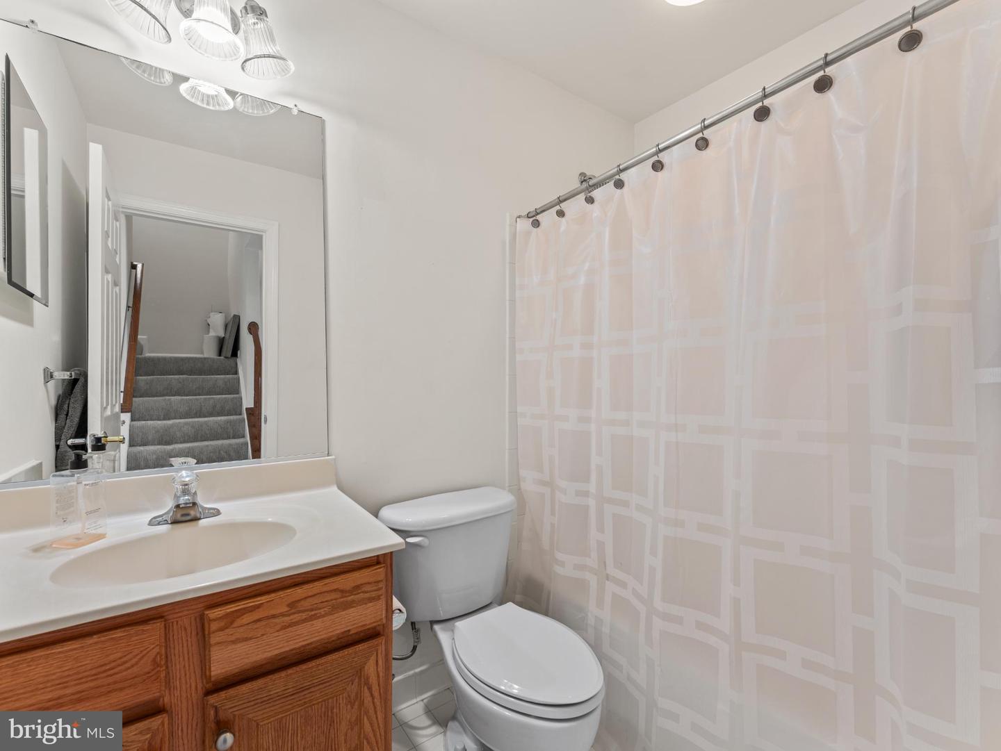 21755 LADYSLIPPER SQ, ASHBURN, Virginia 20147, 3 Bedrooms Bedrooms, 7 Rooms Rooms,3 BathroomsBathrooms,Residential,For sale,21755 LADYSLIPPER SQ,VALO2108616 MLS # VALO2108616