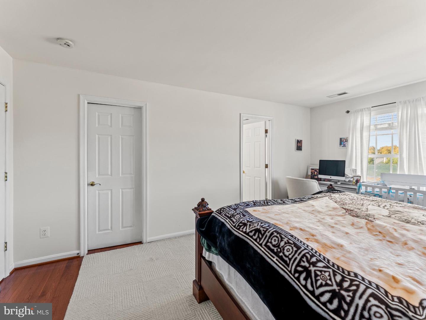 21755 LADYSLIPPER SQ, ASHBURN, Virginia 20147, 3 Bedrooms Bedrooms, 7 Rooms Rooms,3 BathroomsBathrooms,Residential,For sale,21755 LADYSLIPPER SQ,VALO2108616 MLS # VALO2108616