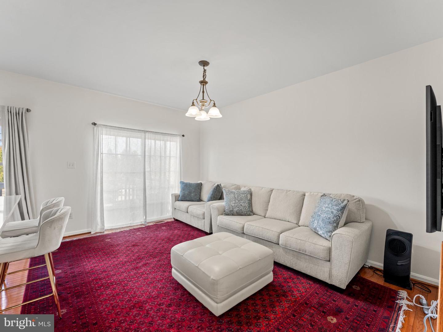 21755 LADYSLIPPER SQ, ASHBURN, Virginia 20147, 3 Bedrooms Bedrooms, 7 Rooms Rooms,3 BathroomsBathrooms,Residential,For sale,21755 LADYSLIPPER SQ,VALO2108616 MLS # VALO2108616