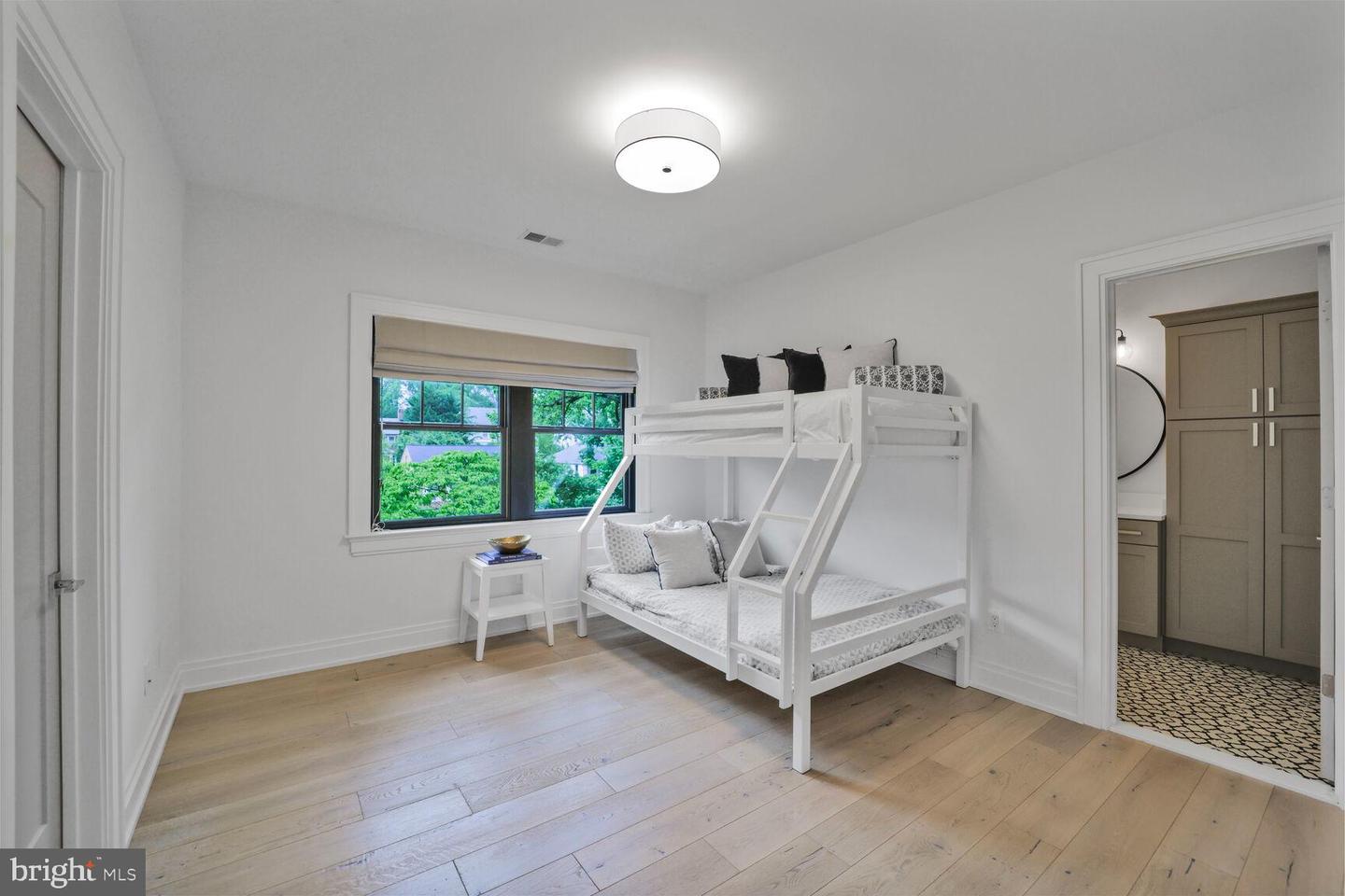 3127 51ST PL NW, WASHINGTON, District Of Columbia 20016, 5 Bedrooms Bedrooms, ,5 BathroomsBathrooms,Residential,For sale,3127 51ST PL NW,DCDC2226468 MLS # DCDC2226468