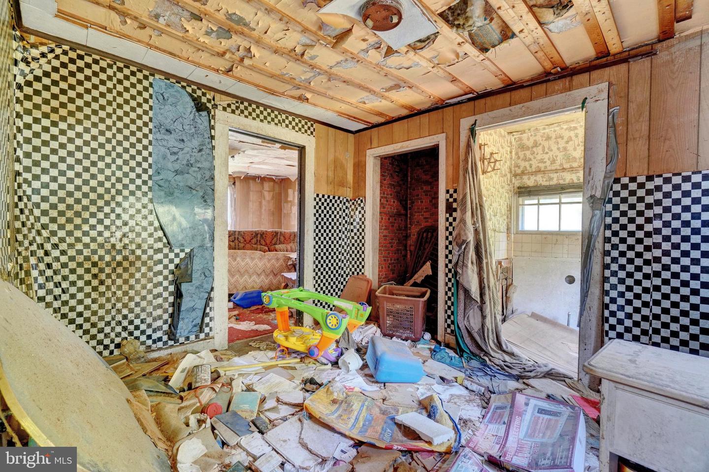 26037 DRUMMONDTOWN RD, ACCOMAC, Virginia 23301, 2 Bedrooms Bedrooms, ,1 BathroomBathrooms,Residential,For sale,26037 DRUMMONDTOWN RD,VAAC2002300 MLS # VAAC2002300
