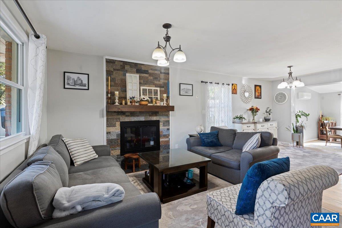 114 OLINDA DR, CHARLOTTESVILLE, Virginia 22903, 3 Bedrooms Bedrooms, ,2 BathroomsBathrooms,Residential,For sale,114 OLINDA DR,669880 MLS # 669880