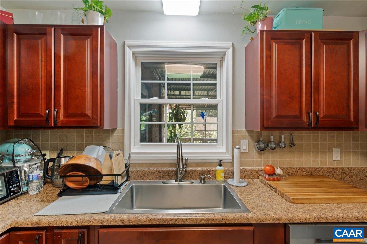 114 OLINDA DR, CHARLOTTESVILLE, Virginia 22903, 3 Bedrooms Bedrooms, ,2 BathroomsBathrooms,Residential,For sale,114 OLINDA DR,669880 MLS # 669880