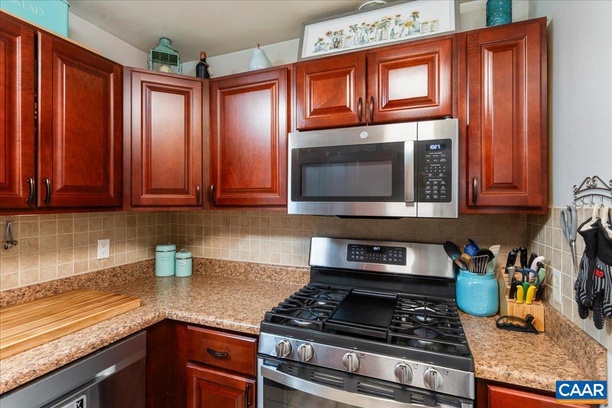 114 OLINDA DR, CHARLOTTESVILLE, Virginia 22903, 3 Bedrooms Bedrooms, ,2 BathroomsBathrooms,Residential,For sale,114 OLINDA DR,669880 MLS # 669880