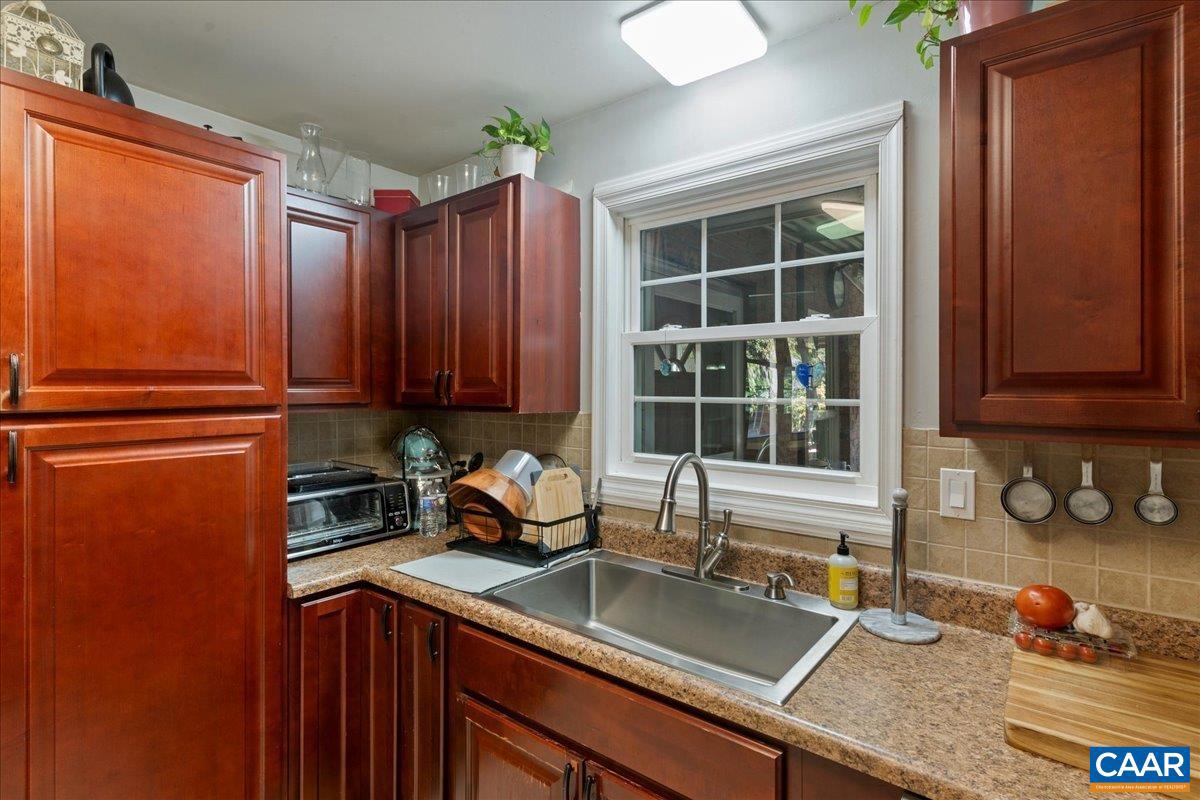 114 OLINDA DR, CHARLOTTESVILLE, Virginia 22903, 3 Bedrooms Bedrooms, ,2 BathroomsBathrooms,Residential,For sale,114 OLINDA DR,669880 MLS # 669880
