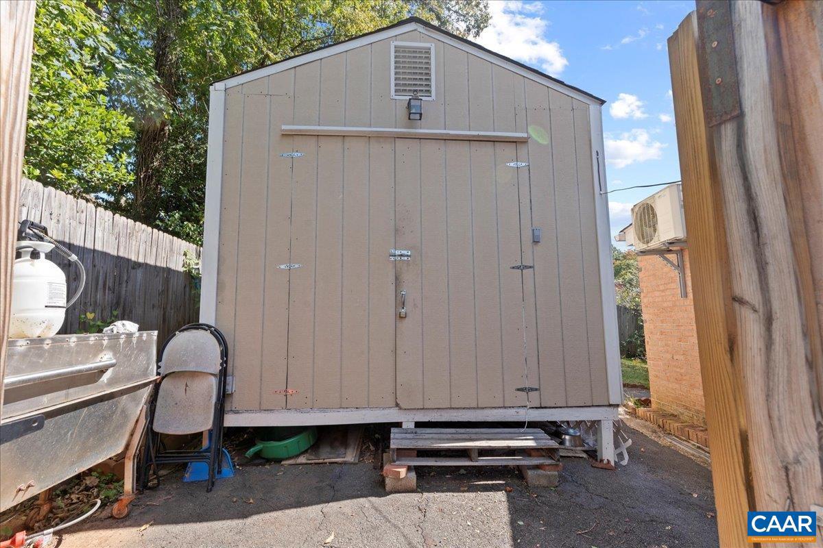 114 OLINDA DR, CHARLOTTESVILLE, Virginia 22903, 3 Bedrooms Bedrooms, ,2 BathroomsBathrooms,Residential,For sale,114 OLINDA DR,669880 MLS # 669880