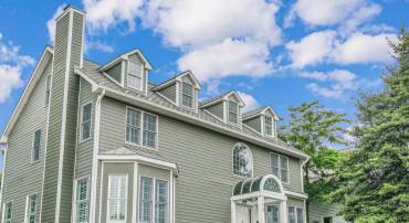 1620 N GEORGE MASON DR, ARLINGTON, Virginia 22205, 4 Bedrooms Bedrooms, ,4 BathroomsBathrooms,Residential,For sale,1620 N GEORGE MASON DR,VAAR2064804 MLS # VAAR2064804