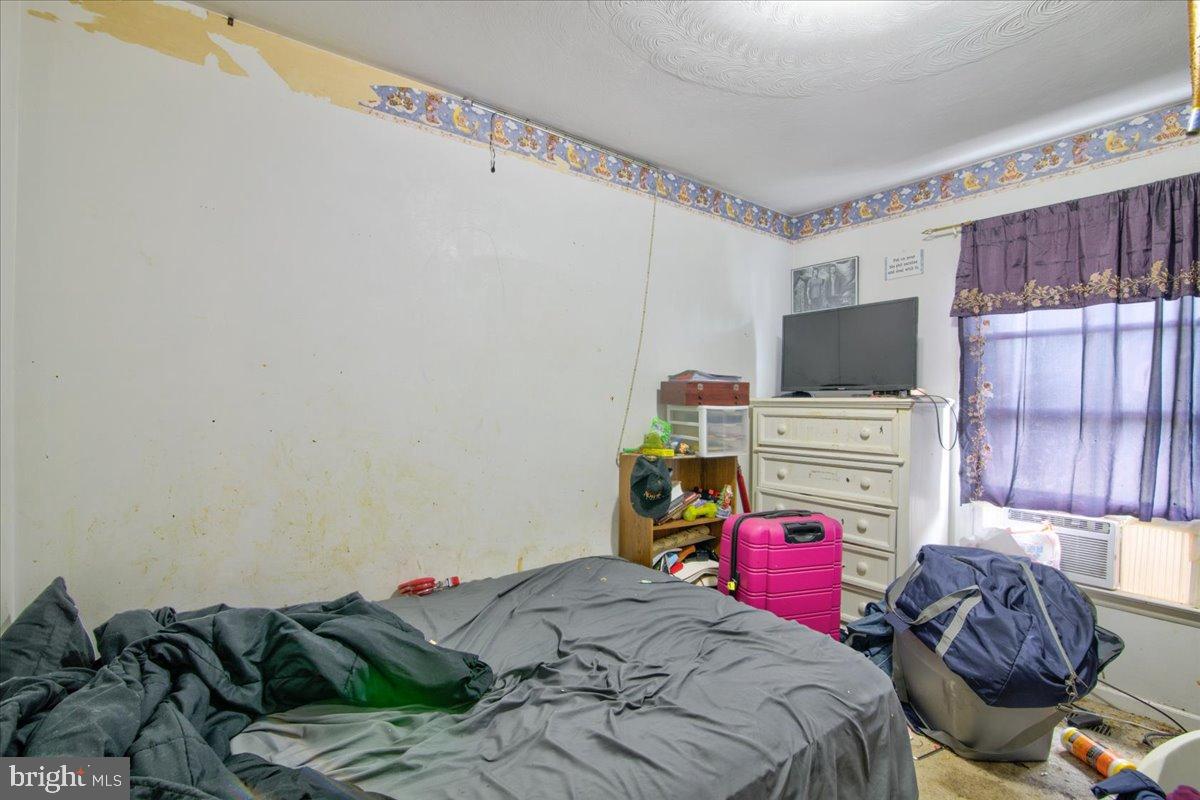 344 ELM ST, VINTON, Virginia 24179, 3 Bedrooms Bedrooms, 6 Rooms Rooms,3 BathroomsBathrooms,Residential,For sale,344 ELM ST,VARK2000054 MLS # VARK2000054