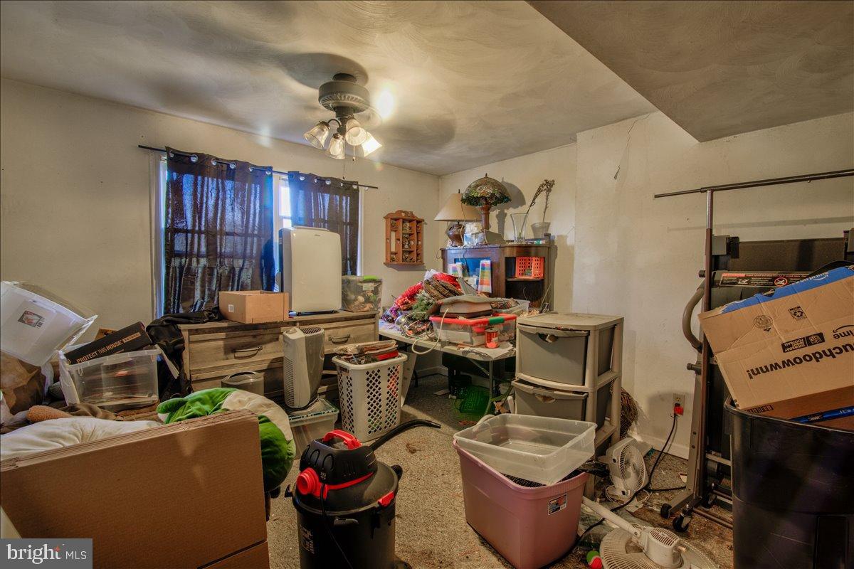 344 ELM ST, VINTON, Virginia 24179, 3 Bedrooms Bedrooms, 6 Rooms Rooms,3 BathroomsBathrooms,Residential,For sale,344 ELM ST,VARK2000054 MLS # VARK2000054