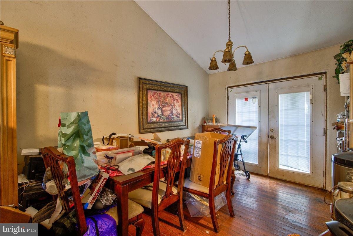 344 ELM ST, VINTON, Virginia 24179, 3 Bedrooms Bedrooms, 6 Rooms Rooms,3 BathroomsBathrooms,Residential,For sale,344 ELM ST,VARK2000054 MLS # VARK2000054