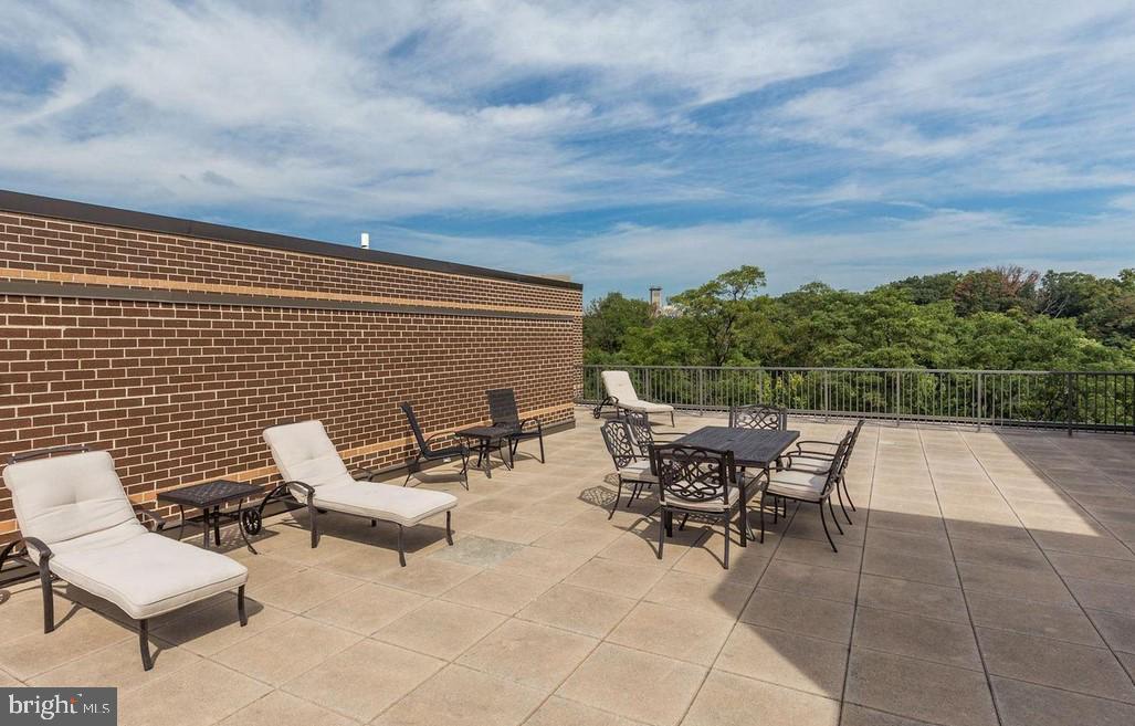 2111 WISCONSIN AVE NW #401, WASHINGTON, District Of Columbia 20007, 1 Bedroom Bedrooms, ,1 BathroomBathrooms,Residential,For sale,2111 WISCONSIN AVE NW #401,DCDC2226516 MLS # DCDC2226516