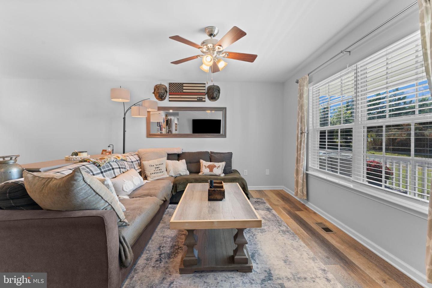 221 LINDEN ST, WARRENTON, Virginia 20186, 3 Bedrooms Bedrooms, 9 Rooms Rooms,2 BathroomsBathrooms,Residential,For sale,221 LINDEN ST,VAFQ2019352 MLS # VAFQ2019352