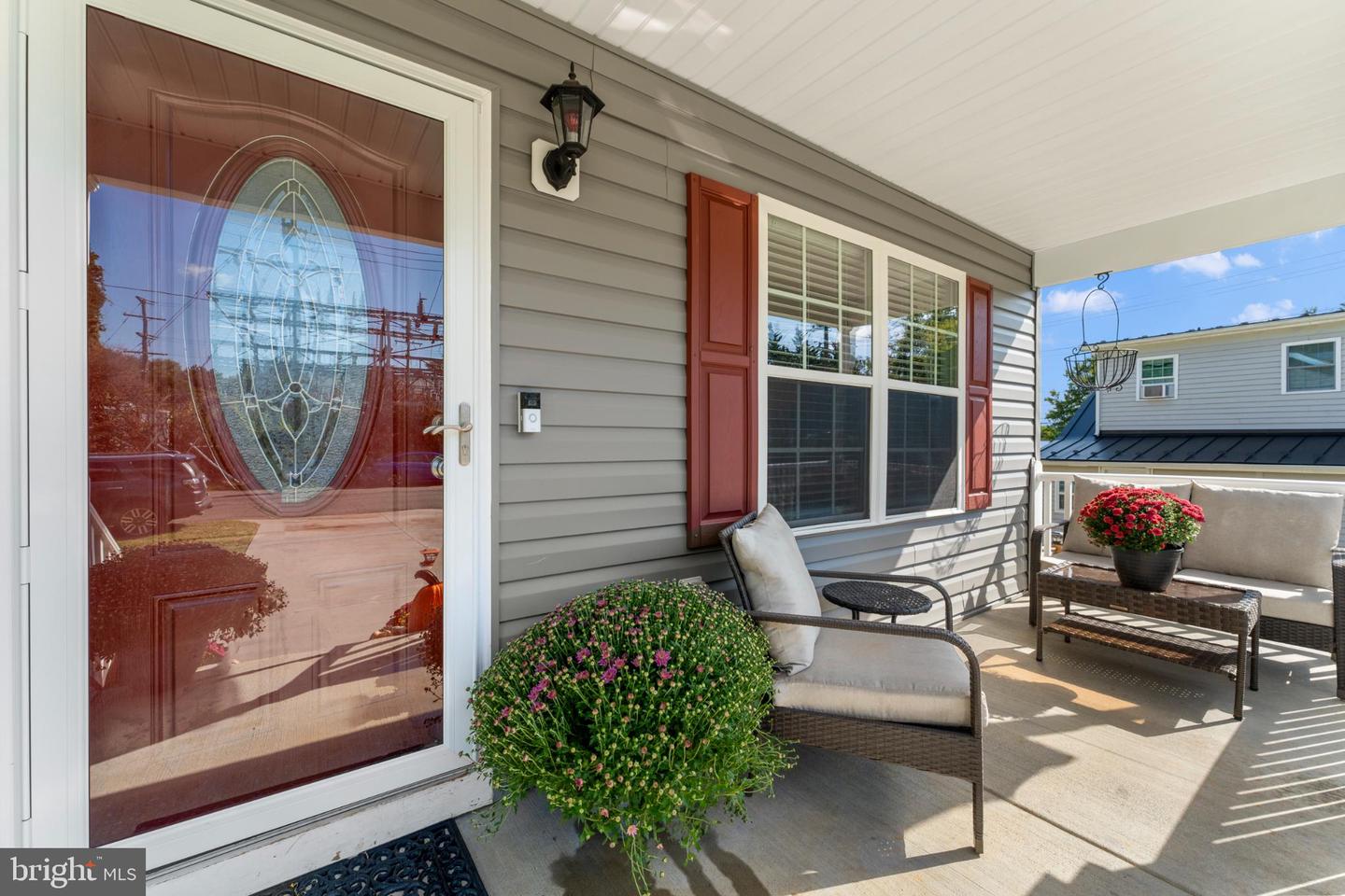 221 LINDEN ST, WARRENTON, Virginia 20186, 3 Bedrooms Bedrooms, 9 Rooms Rooms,2 BathroomsBathrooms,Residential,For sale,221 LINDEN ST,VAFQ2019352 MLS # VAFQ2019352