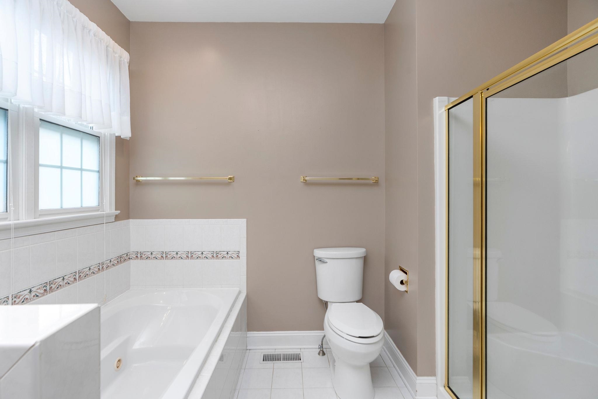 112 KINGS CT, WAYNESBORO, Virginia 22980, 2 Bedrooms Bedrooms, ,2 BathroomsBathrooms,Residential,112 KINGS CT,669895 MLS # 669895
